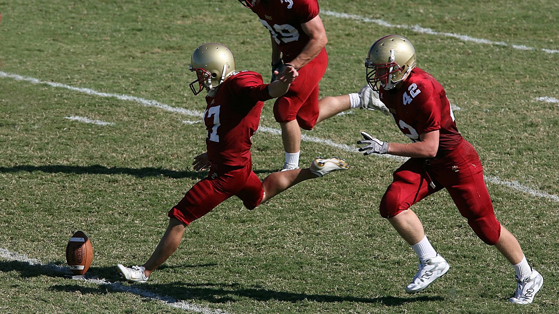 九游娱乐-南非男子水球队技术全面升级，南非女子水球队